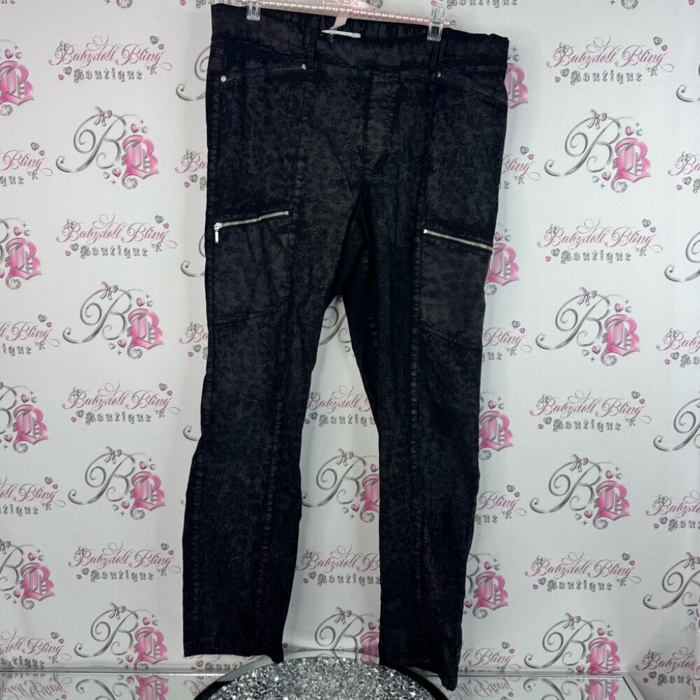 Cleo pants moto style zippers pockets cheetah shiny Black Skinny Women's